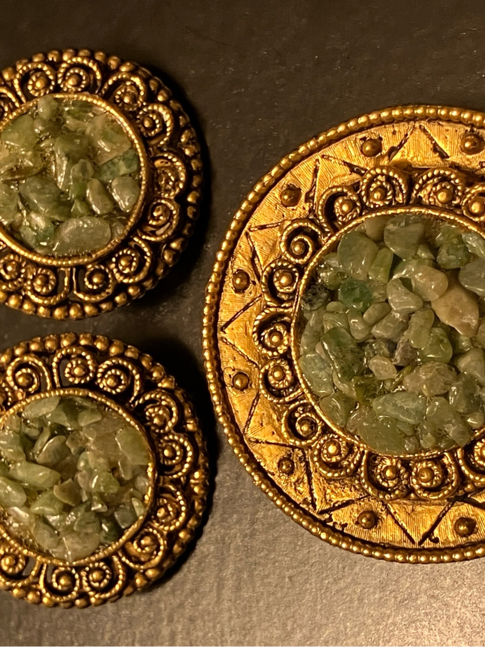 Jade Chip Brooch and Earrings Set - Vintage